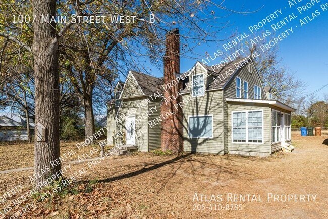Building Photo - 1007 B Main Street West Hartselle, AL 35640