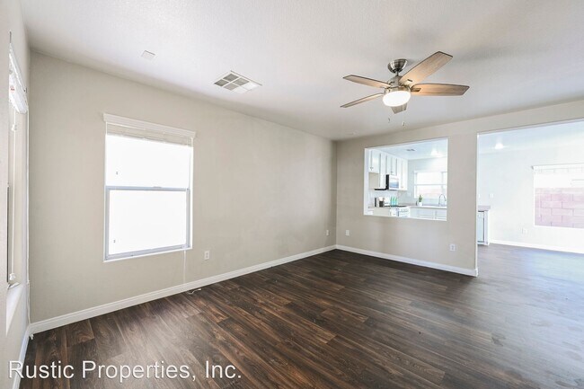 Building Photo - 6143 Windmill Island Ave