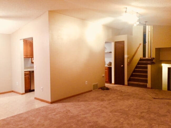 Building Photo - 24713 21st Ave S