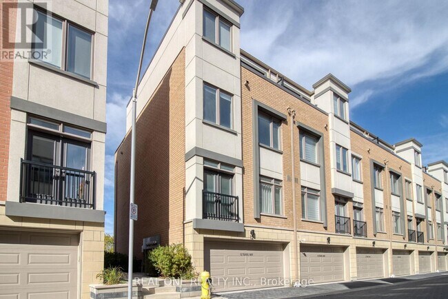Building Photo - 12 Teasel Way