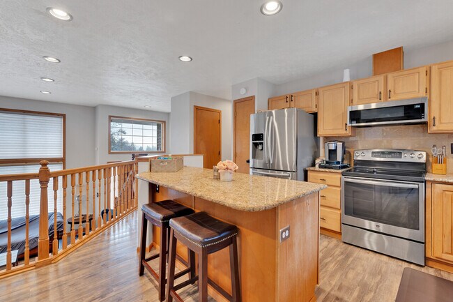 Building Photo - 8603 E Columbia Park Dr