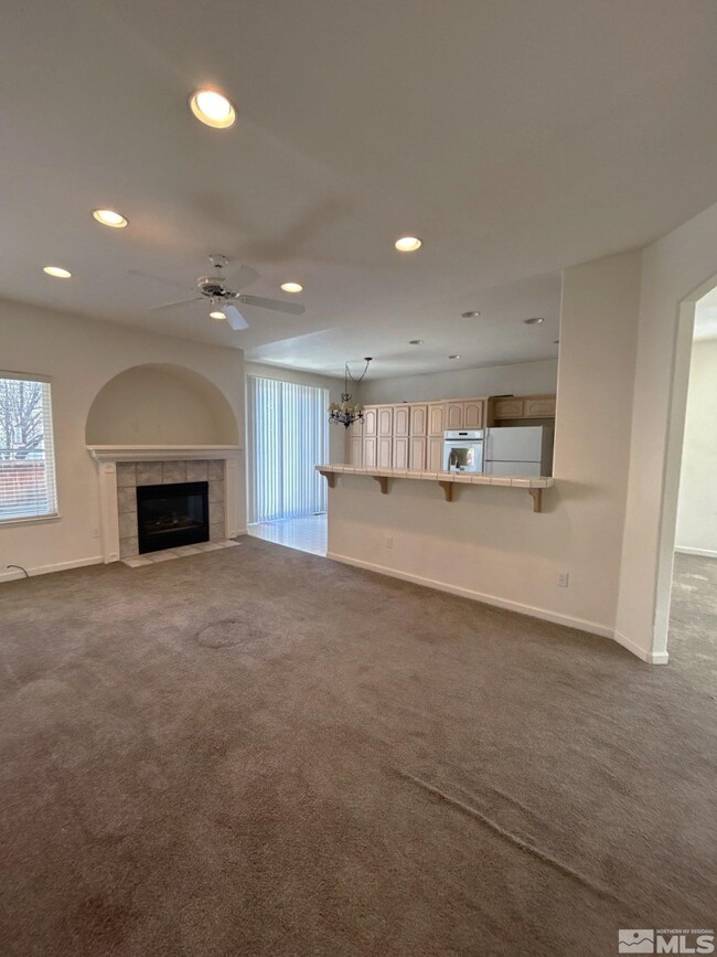 Foto del edificio - 6705 Cinnamon Dr