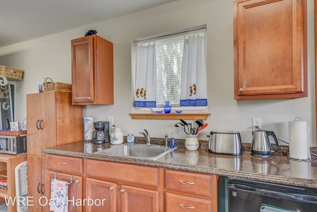 Building Photo - 1 br, 1 bath House - 200 Keystone Ave
