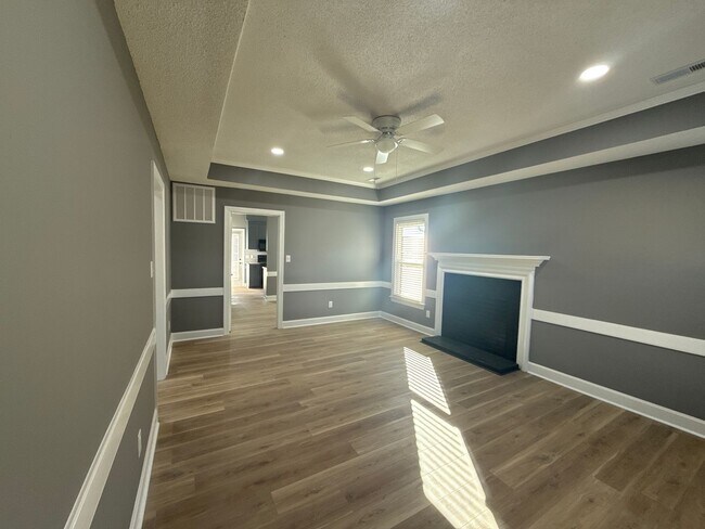 Foto del edificio - 3803 Chase Rd NW