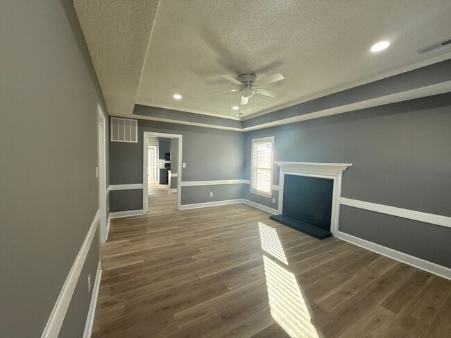 Building Photo - 3803 Chase Rd NW