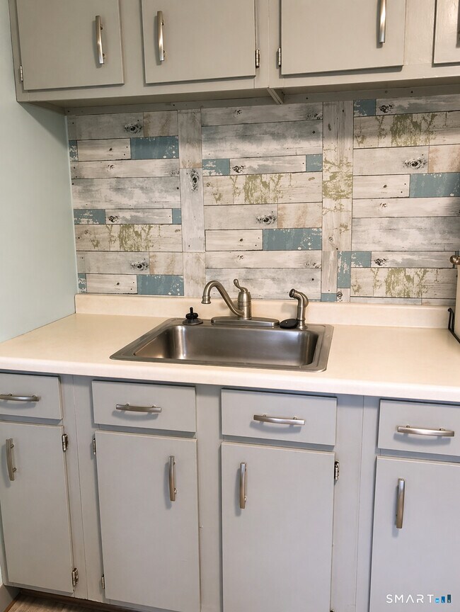 Foto del edificio - 103 Reynolds St