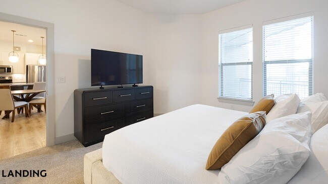 Building Photo - 13701 Montfort Dr