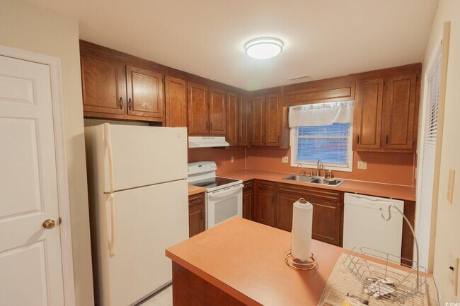 Foto del edificio - 1335 Melanie Ln