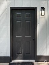 Building Photo - 721 Wedgewood Dr