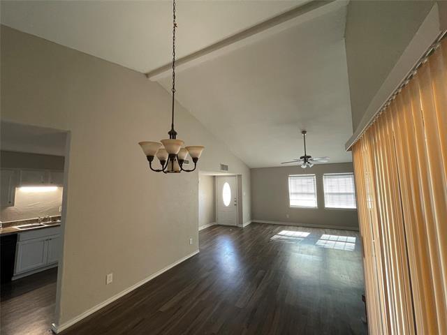 Foto del edificio - 8409 Chesham Dr