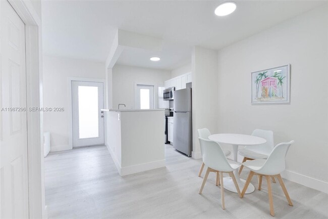 Building Photo - 1228 Pennsylvania Ave