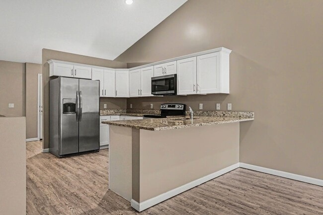 Building Photo - 1051 N 170th Ave