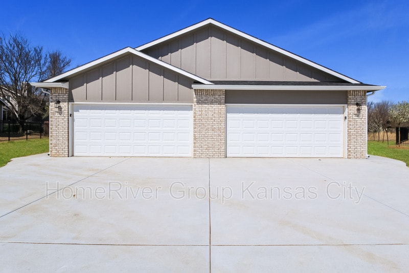 220 Northern Ct, Mulvane, KS 67110 House Rental in Mulvane, KS