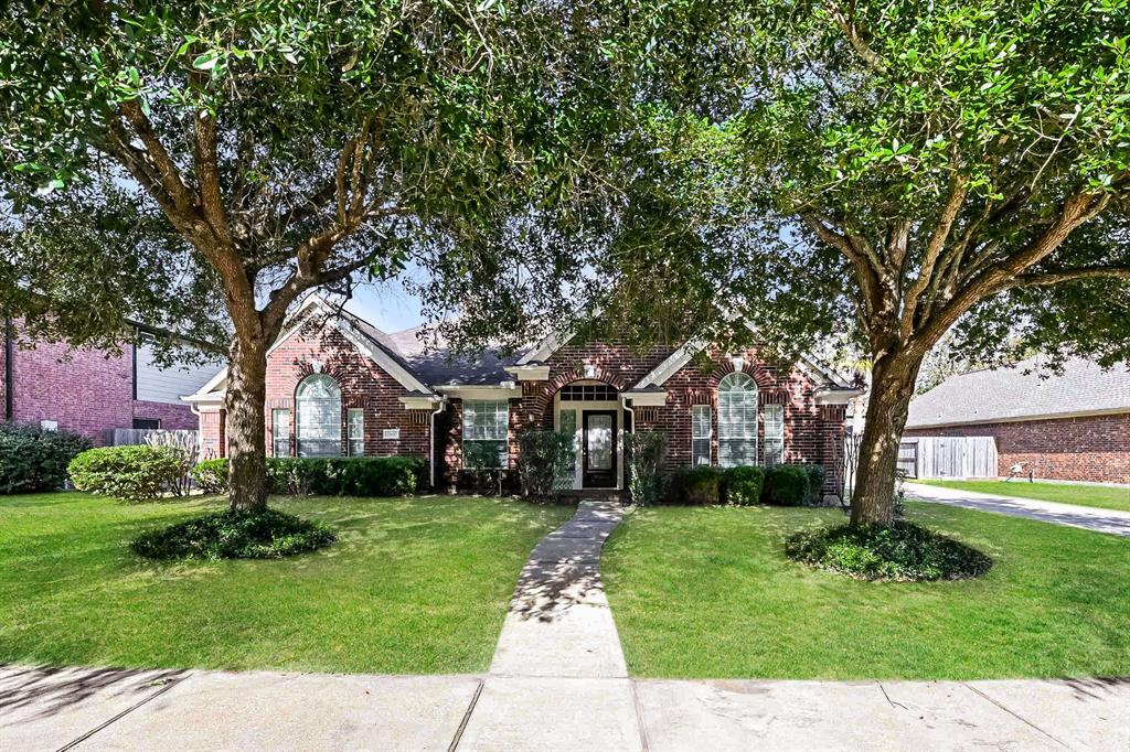 2870 Wimbledon Ln, Friendswood, TX 77546 House Rental in Friendswood