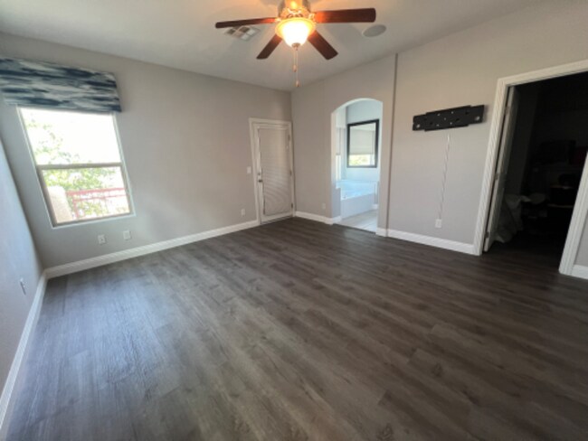 Foto del edificio - 2874 Sparkling Sea St