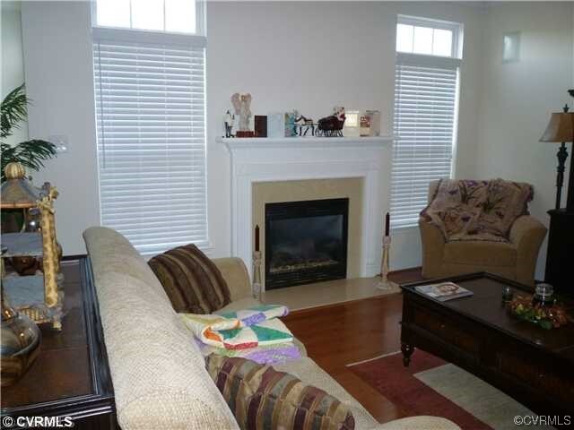 Foto del edificio - 6376 Eagles Crest Ln