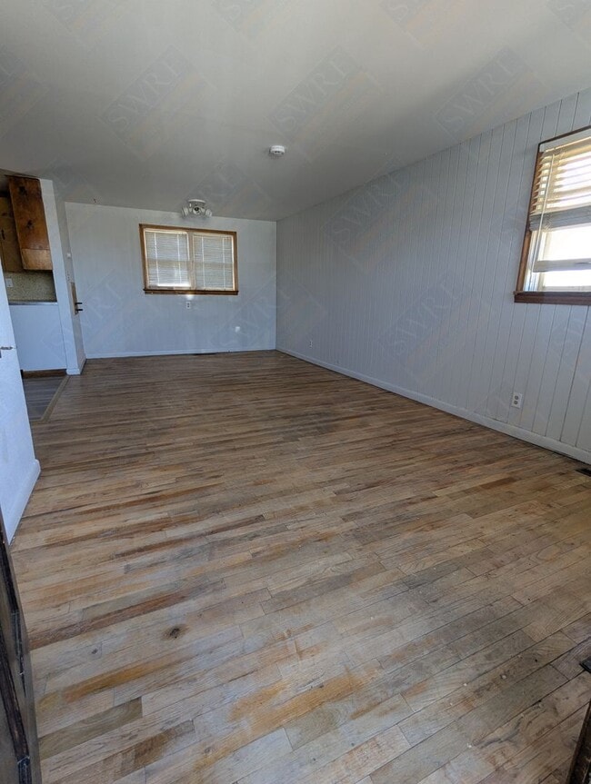 Building Photo - 902 1/2 Wyoming-