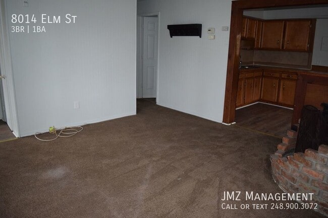 Building Photo - COZY 3 BEDROOM IN TAYLOR WITH LOTS OF STOR...