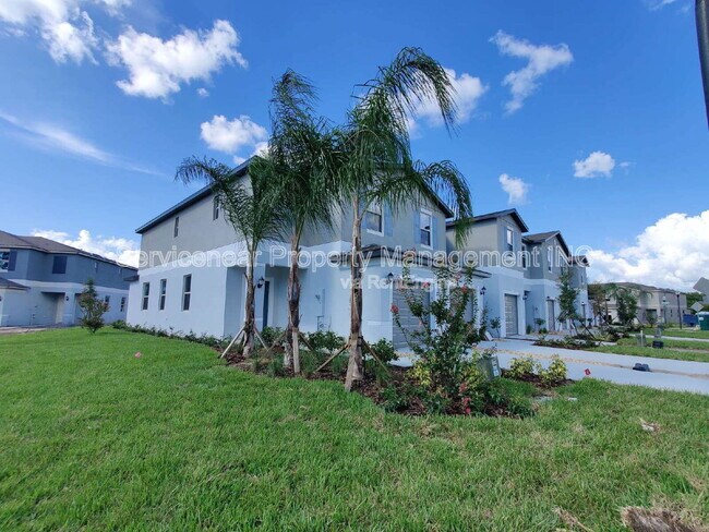 Foto del edificio - 23251 Willow Glen Way