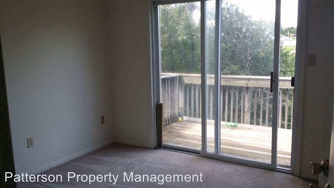 Building Photo - 105 Sanders Ct