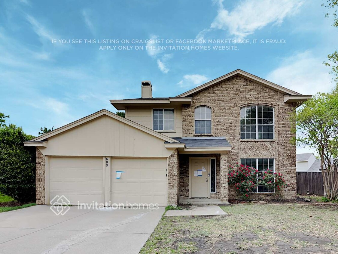 Foto principal - 609 Nightshade Dr