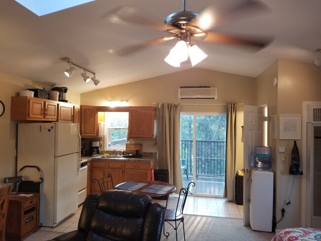 Building Photo - 5099 Rathbun Rd