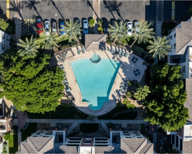 Building Photo - 3302 N 7th St