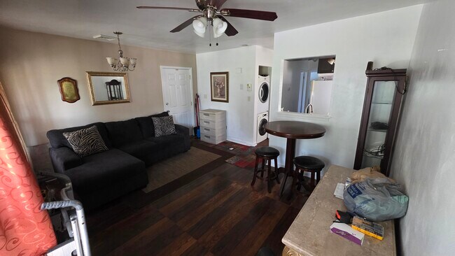 Building Photo - 1078 Joyner St