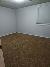 Building Photo - 1224 E Selma St