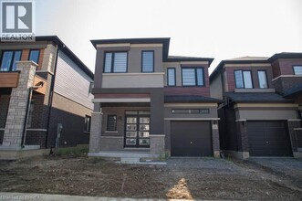 Building Photo - 26 Wakeling Dr