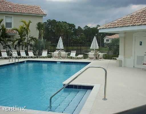 Foto del edificio - 3 br, 2.5 bath  - 1025 Woodfield Rd
