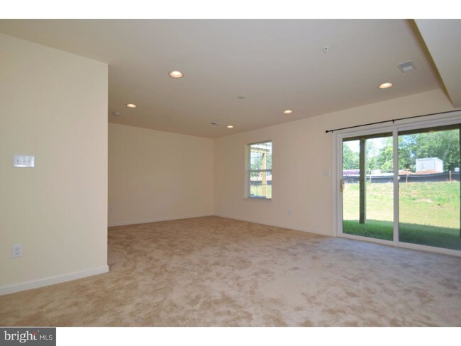 Building Photo - 2219 Matts Way