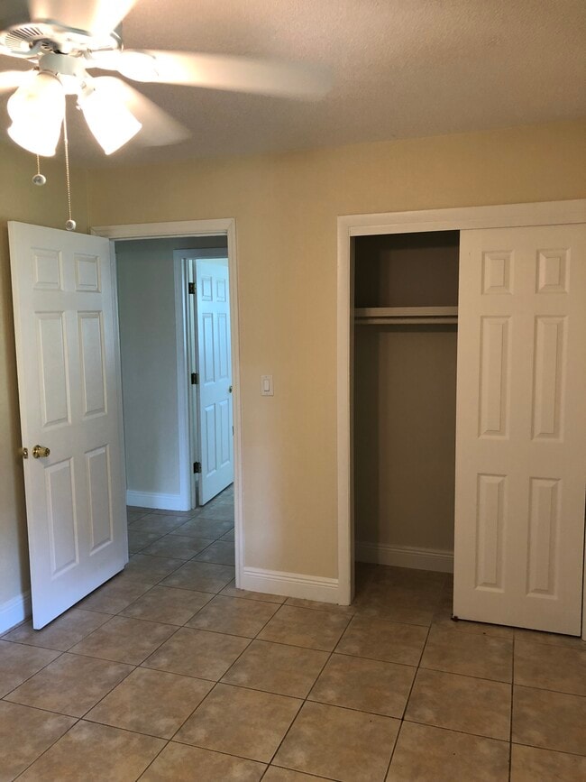 Building Photo - 1729 Trimble Rd