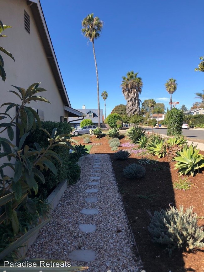 Building Photo - 4 br, 2 bath House - 324 El Monte Drive