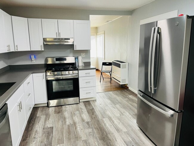 Building Photo - Cozy North Sacramento Home