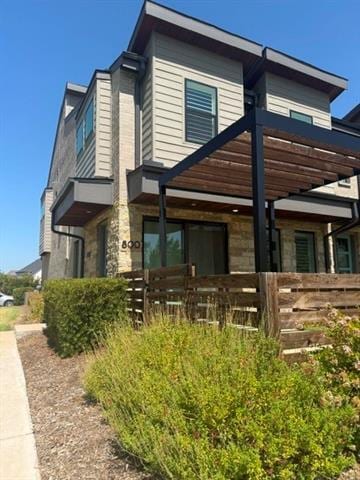 Building Photo - 800 Bandera Ct