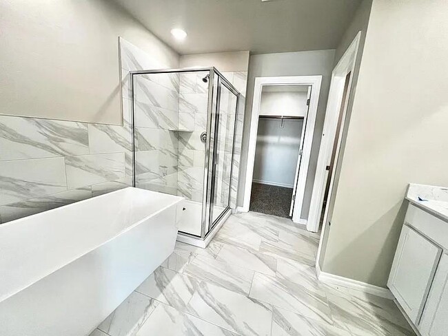 Foto del edificio - 7520 NW 143rd St
