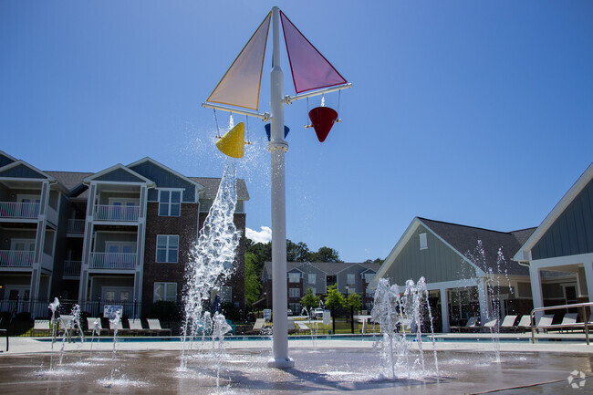 Splash Pad - Groves at Berry Creek