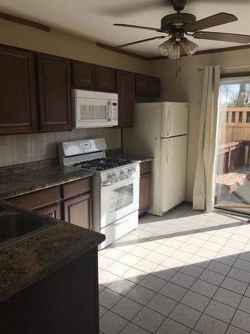 Building Photo - 34W625 Elm Ct