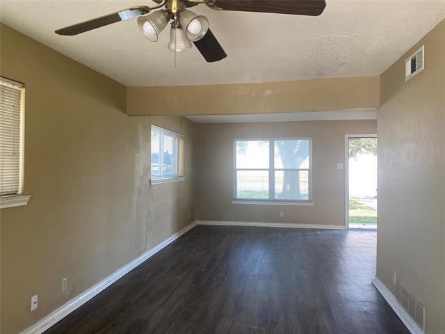 Building Photo - 1710 N Travis St