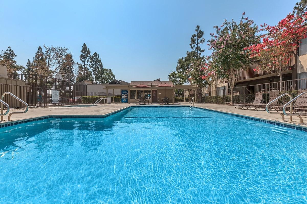 Eastwood Apartment Homes Alquileres en Anaheim, CA