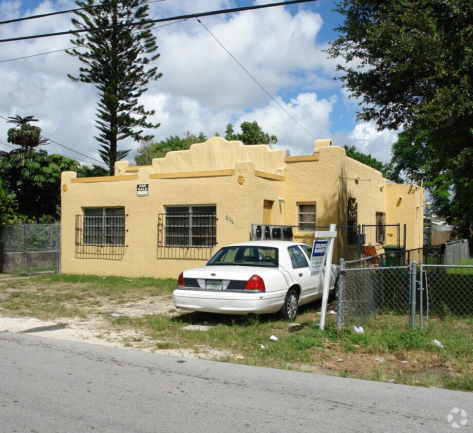 Foto del edificio - 151 NE 82nd Ter
