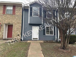 Building Photo - 2134 Cheshire Dr