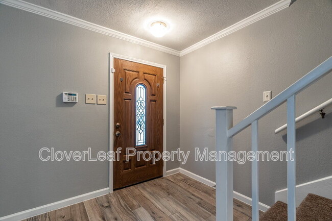 Foto del edificio - 7307 Justino Trail