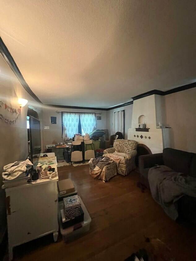 Foto del edificio - 1653 W Forest Ave