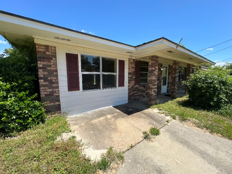 Foto principal - 2198 Alice Dr