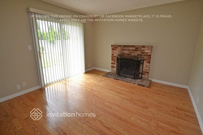 Building Photo - 2432 El Rocco Way