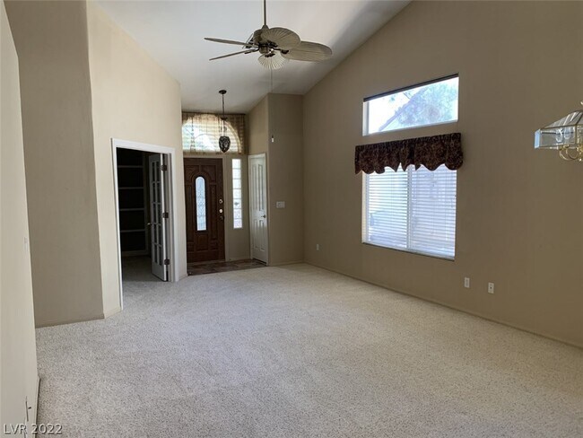 Building Photo - 3690 Yorba Linda Dr