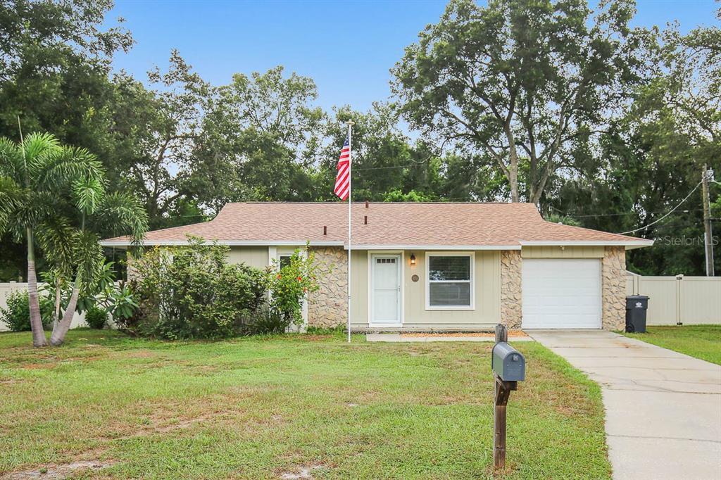 Foto principal - 2701 Brandon View Pl