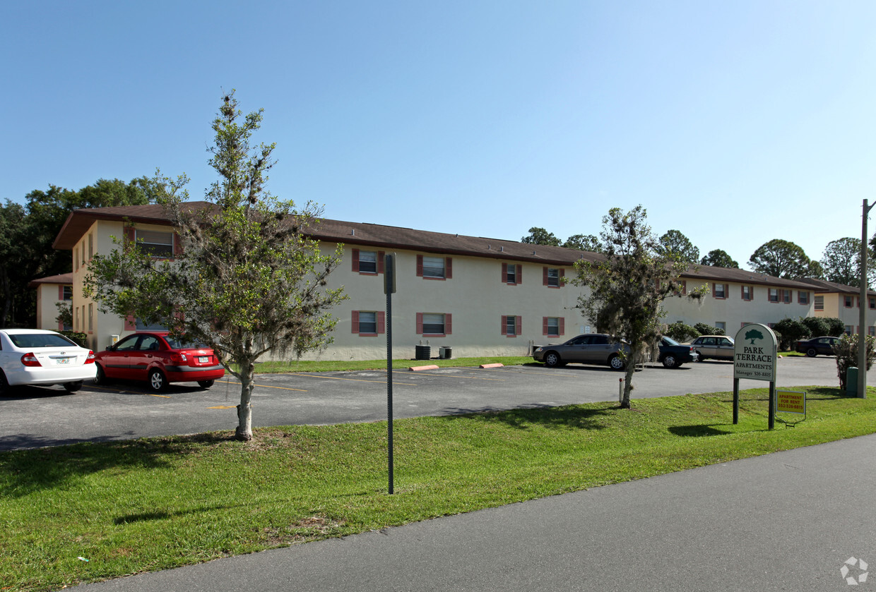 Building Photo - Beacon College Dorm